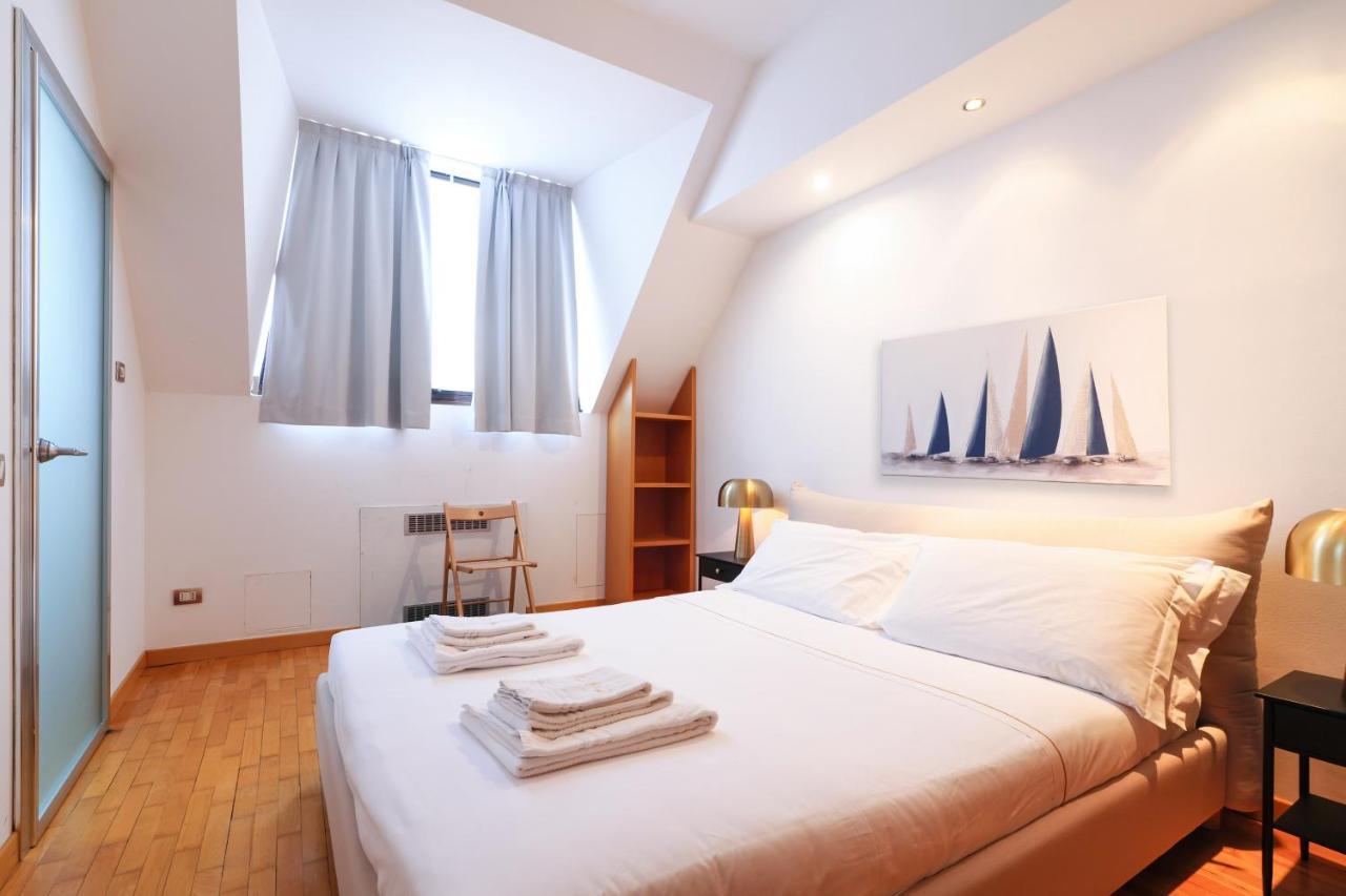 מילאנו Duomo Luxury Apartment VIII מראה חיצוני תמונה